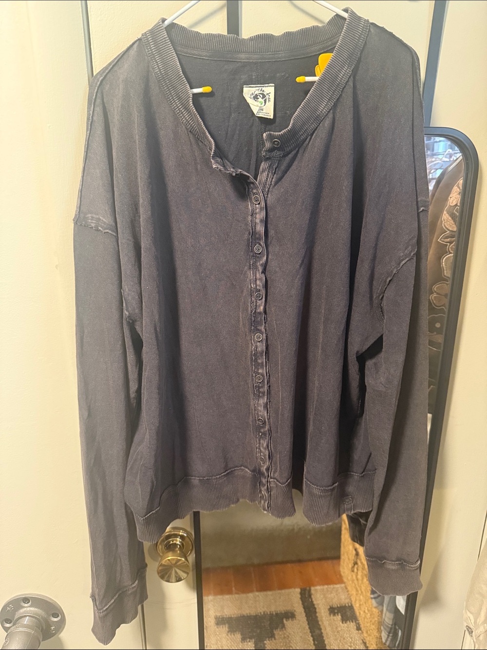 We The Free Washed Black Button-Front tshirt cardigan Sz XL